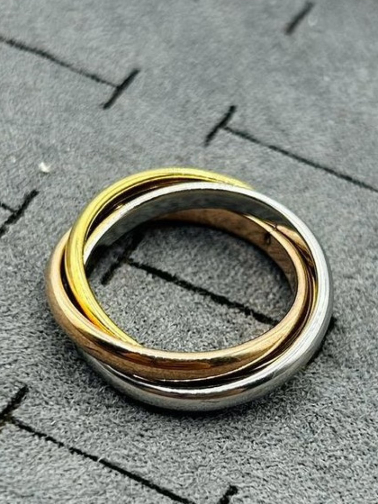 TRIPLE RING DESIGN